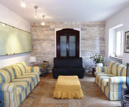 Casa de Férias Piccolo Angolo Di Paradiso Nel Parco Del Conero Numana